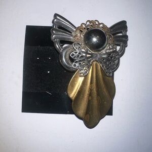 ♦️ Elegant Silver‎ and Gold Brooch